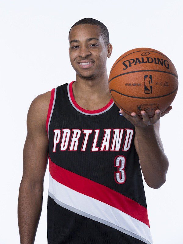 Which basketball shoes CJ McCollum wore